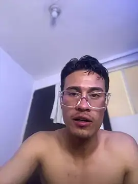 TavoHot_ Live XXX-Chat