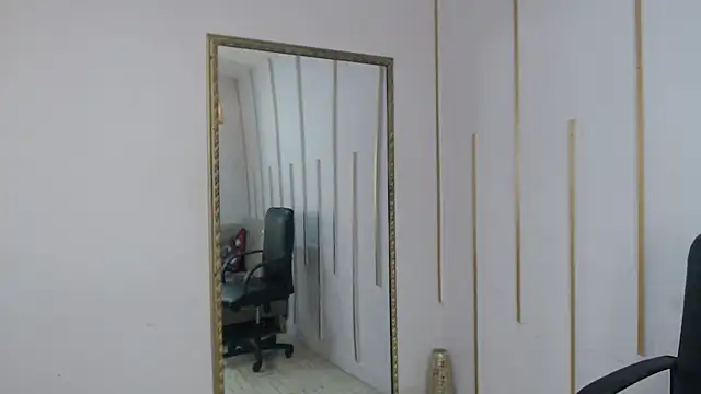 Nayariskaya Chat XXX in diretta