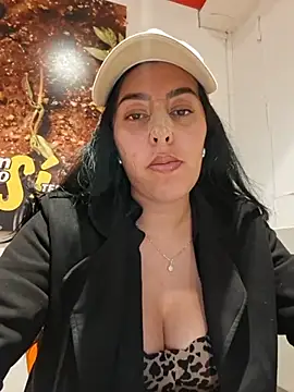 Luianna Obrolan Langsung XXX