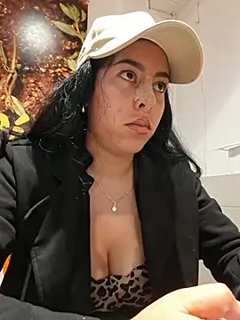 دردشة Luianna الجنسية المباشرة