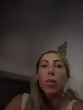 RaquelleDevon Adlı Modelin Canlı XXX Sohbeti