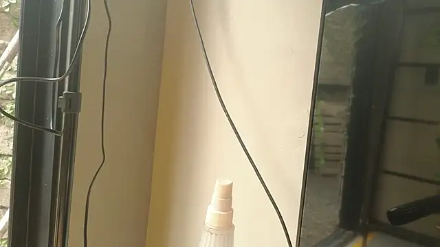 XXX chat uživo modela ThiagoFox