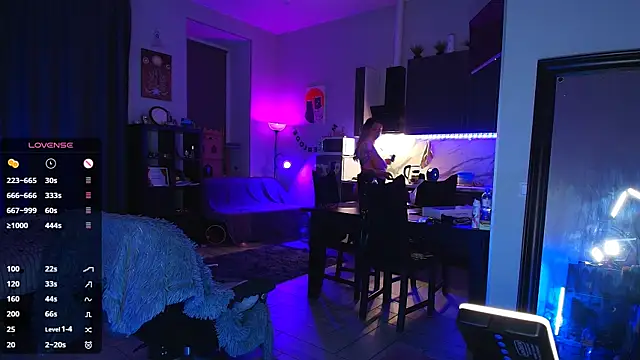 Онлайн чат XXX NicoleFancy