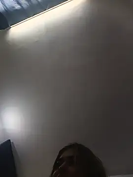 XXX chat uživo modela candy69-