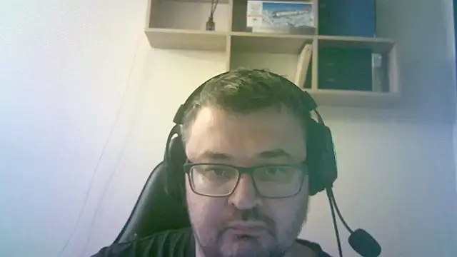 XXX chat uživo modela SirAbuser