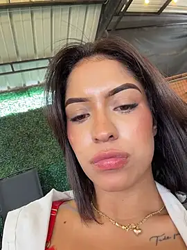 XXX chat uživo modela MystiqueXXX