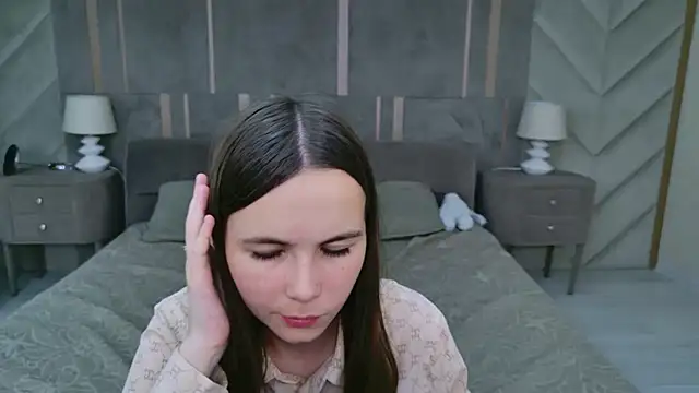 دردشة Thalia_Croft الجنسية المباشرة