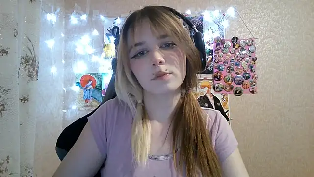 Chat +18 de MilaTyan ao vivo