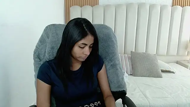 دردشة shaneelle الجنسية المباشرة