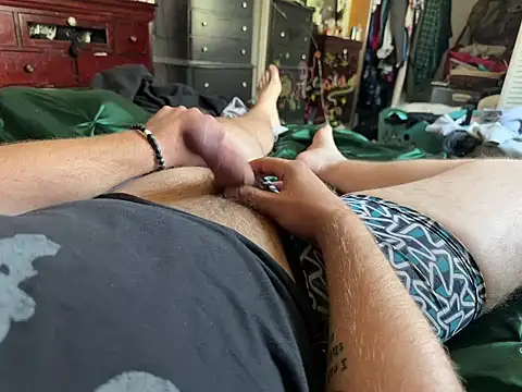sportguy2 Show in webcam