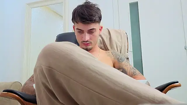 BrandonTate 现场XXX聊天