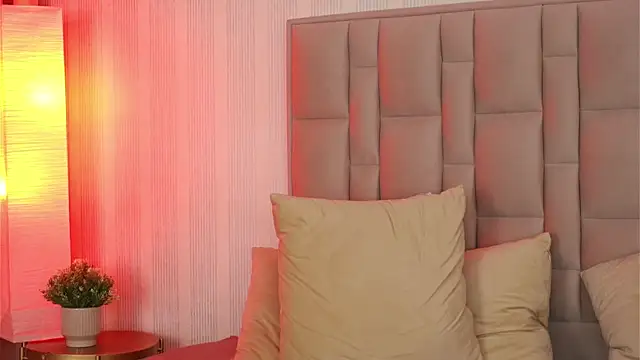 GabyRios Adlı Modelin Canlı XXX Sohbeti