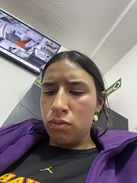 צ'אט XXX בשידור חי של LilyRossi_
