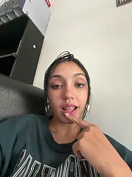 Arianna_Toro_ Chat XXX in diretta