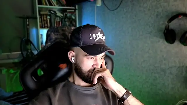 Chat XXX en directo de _Serious_Man
