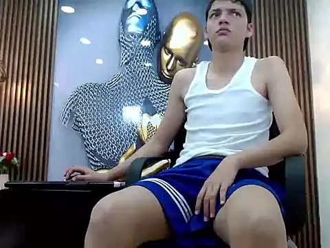 AlejoBussnek's Live XXX Chat