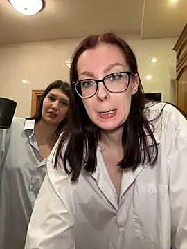 Chatroom XXX en direct de RussianGirls_