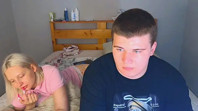 XXX chat uživo modela angellliss