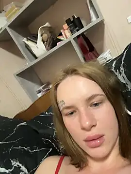 Živý XXX chat LeinaWoluers