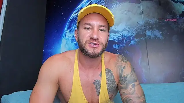 צ'אט XXX בשידור חי של delessandro_world