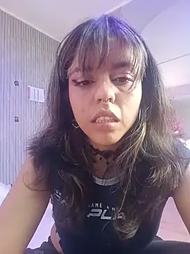 ivannabelliniのライブXXXチャット