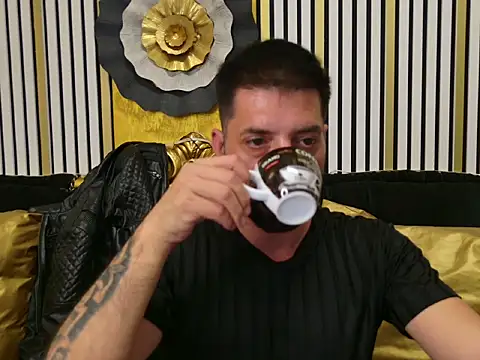 Chat XXX ao vivo de TommyDum