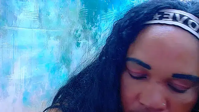 Chat XXX en directo de LuxeBBWxx2