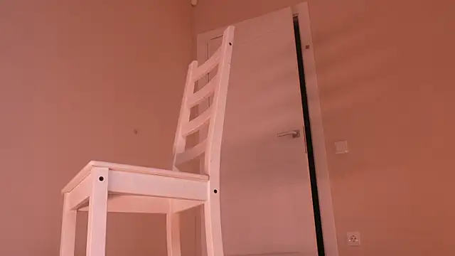 Miablueye XXX чат на живо