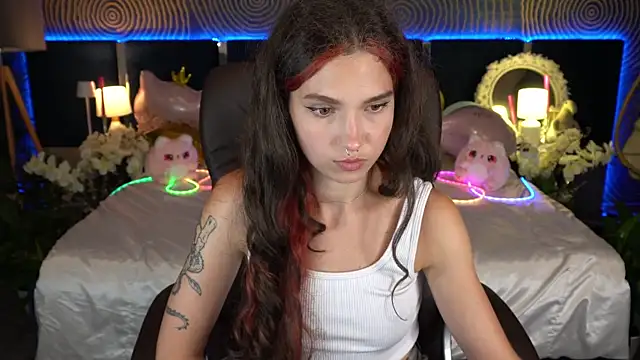 Онлайн чат XXX BabyFlowerr