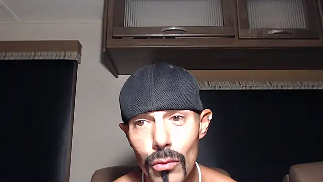 ThickD2C Live XXX Chat