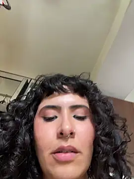 SugarTroubl33's Live XXX Chat