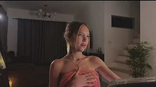 Chat XXX en directo de alittlestarrr