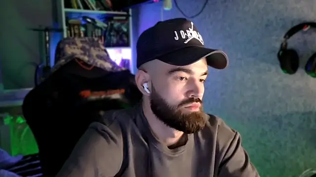 _Serious_Man Chat XXX live