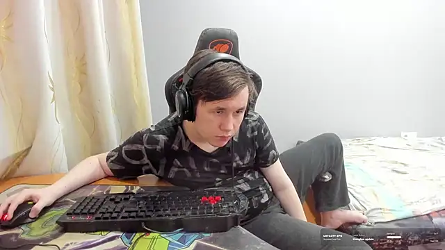 iliaskrislove live XXX chat