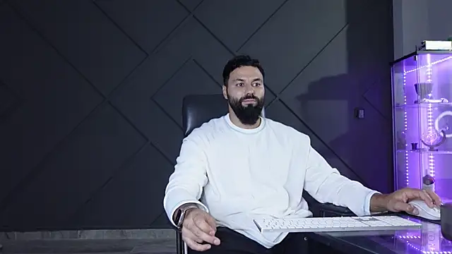 mattmasterss XXX чат на живо