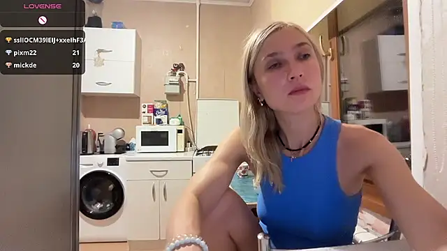 XXX chat uživo modela AngelJeni