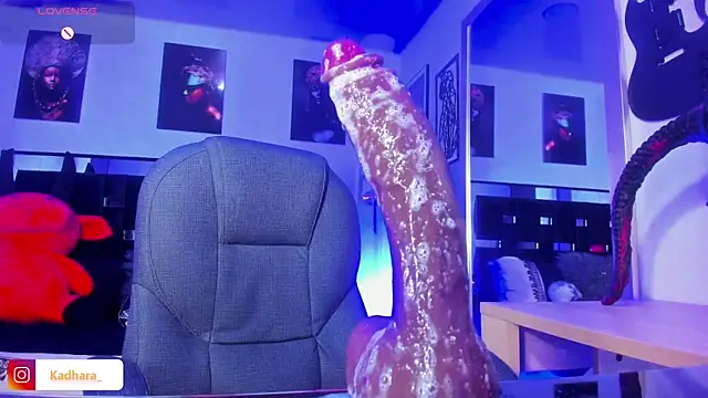 Kadarah Live XXX-Chat
