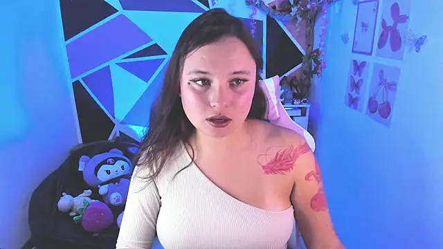 little_emma0 live XXX chat