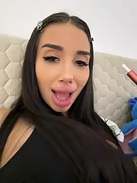 Chat XXX en directo de BlueEyes_BB