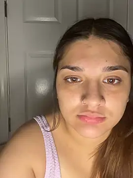 XXX chat uživo modela treasurebabii