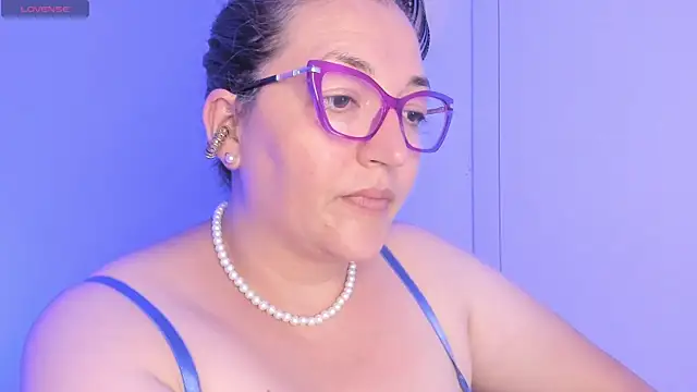 Naty_Mature_ Live XXX-chat