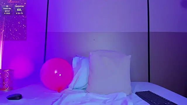 ayla13_ Live XXX-Chat