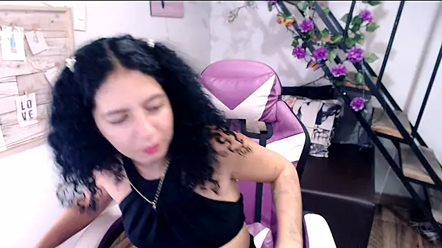 Živý XXX chat samantha_baby_