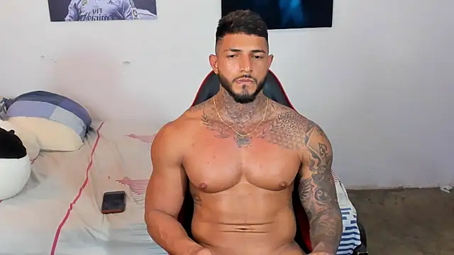 JackMclain's Live XXX Chat