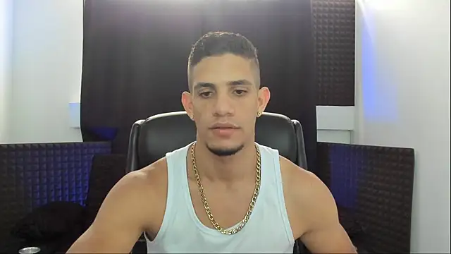 jhonnysnow17 Adlı Modelin Web Kamerası Şovu