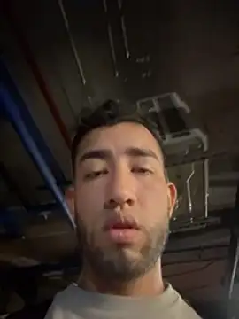 Živý XXX chat liam_bronw