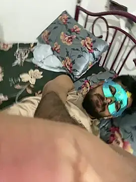 Priyanka011's Live XXX Chat