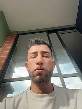 liam_bronw élő XXX-chatje