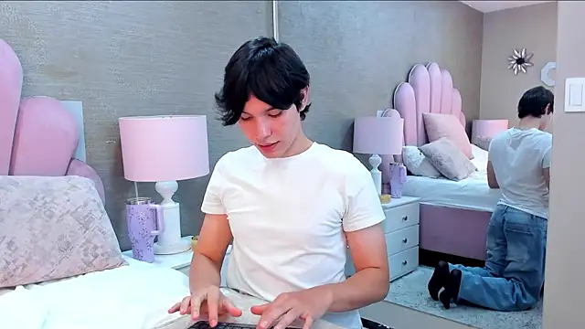 XXX chat uživo modela ColtonRyann
