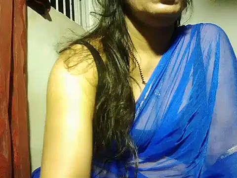 XXX chat uživo modela RukminiNew